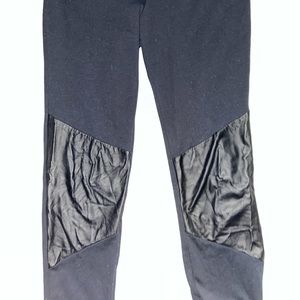 Kendall & Kyle leggings with fake leather on knees